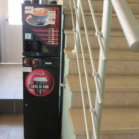 Budget Macan Apartamento *